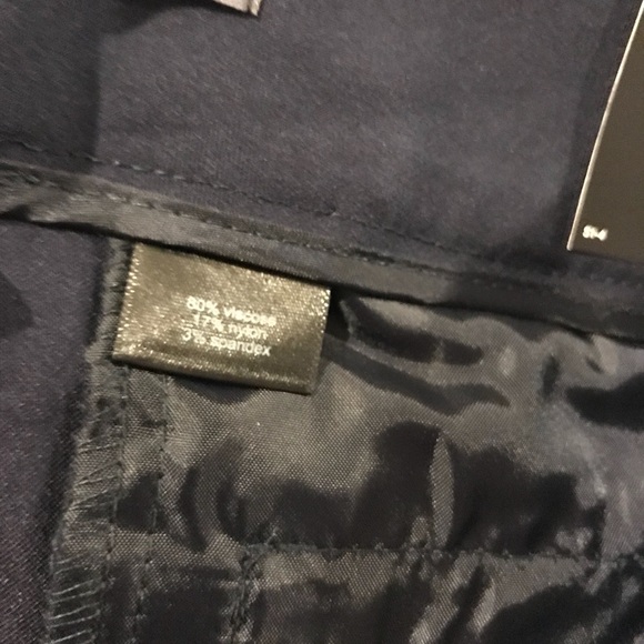 Limited Navy Ideal Stretch Crop Pants - Picture 3 of 7